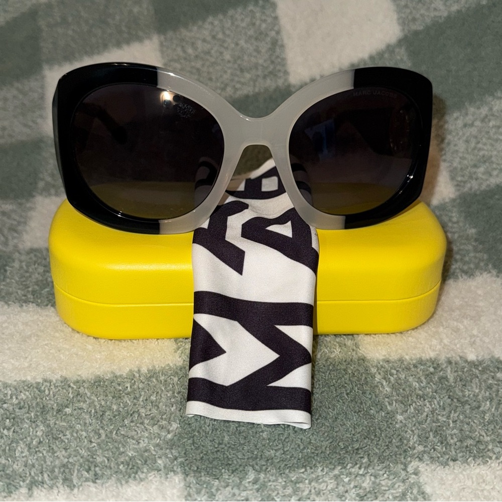 Marc Jacobs Two-Tone Black and White Oversized Cat Eye Sunglasses